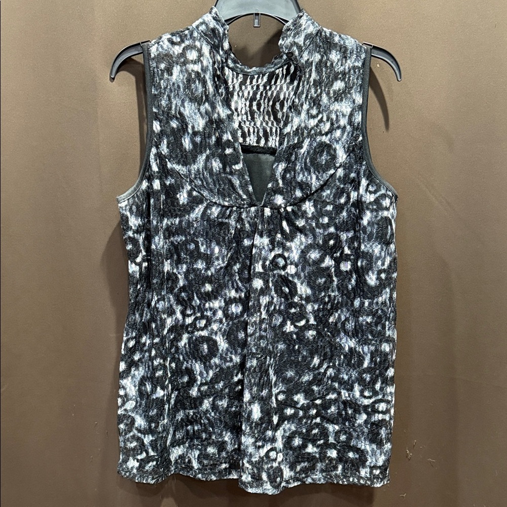 Shannon Ford NY Elegant Black & White Patterned Sleeveless Blouse, Lace, Sz XL